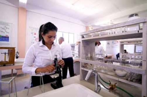 Analytical Instruments Laboratory